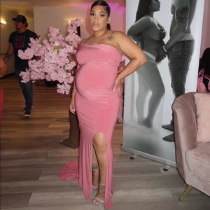 ROSE MATERNITY ONE SHOULDER FISHTAIL MAXI DRESS